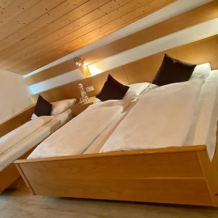 Locanda Garni Tauber 3*